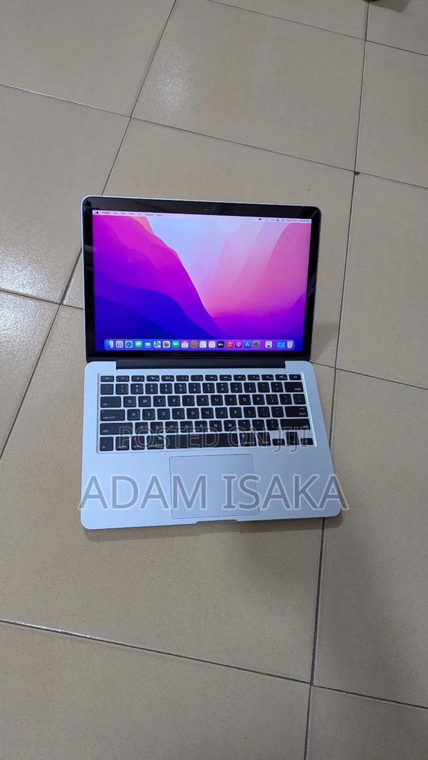 Laptop Apple MacBook Pro 2015 8GB Intel Core I5 SSD 256GB