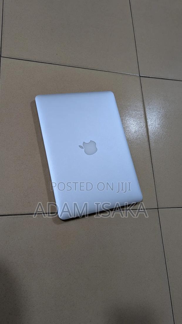 Laptop Apple MacBook Pro 2015 8GB Intel Core I5 SSD 256GB photo 4