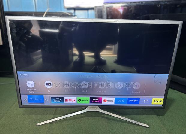 Samsung 32 Inches Smart Tv ( Cash on Delivery) · Photo 3
