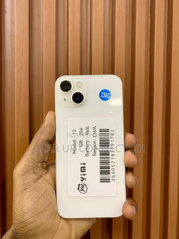 Apple iPhone 13 256 GB White