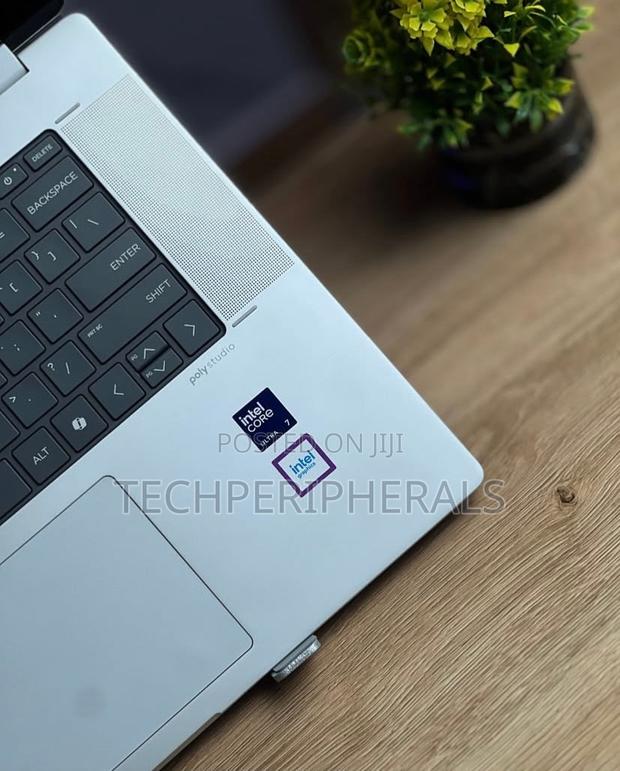 New Laptop HP Envy X360 16GB Intel Core Ultra 7 SSD 1T photo 3