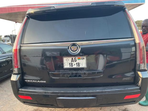 Cadillac Escalade 2016 Black