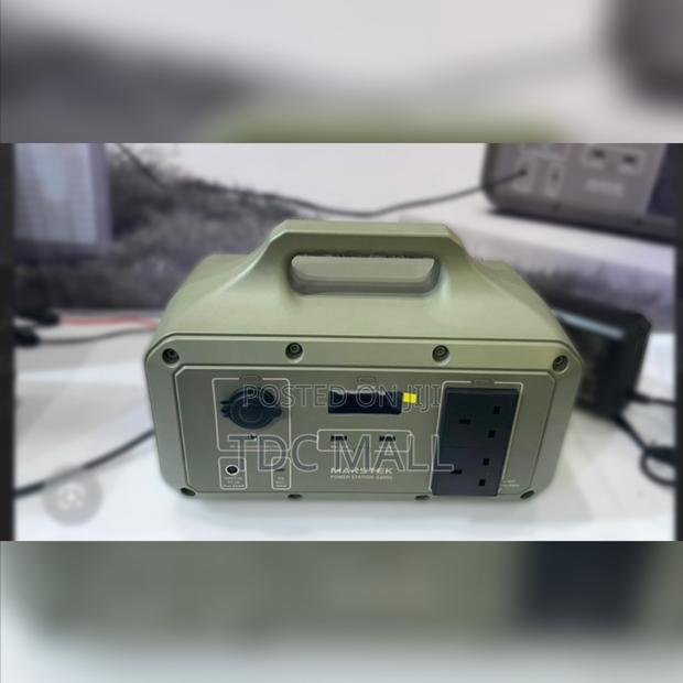 500w Emergency Solar Power Supply (Solar Storage) · Photo 2