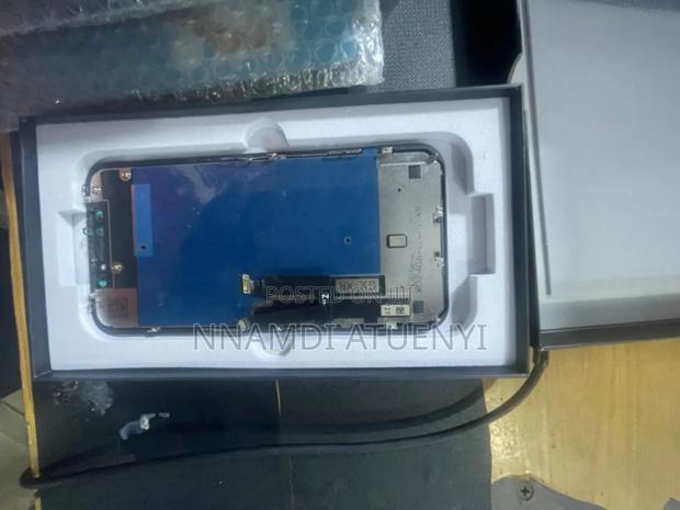 iPhone Repair (All Models) photo 11
