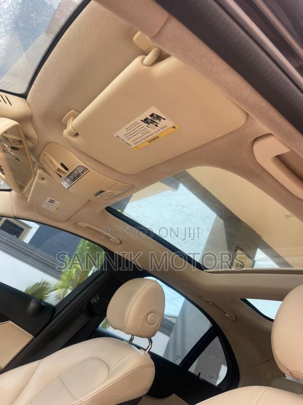 Mercedes-Benz C300 2017 Black