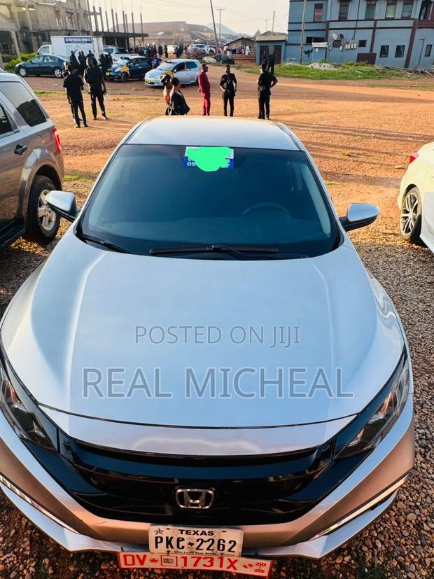 Honda Civic EX Sedan 2019 Silver