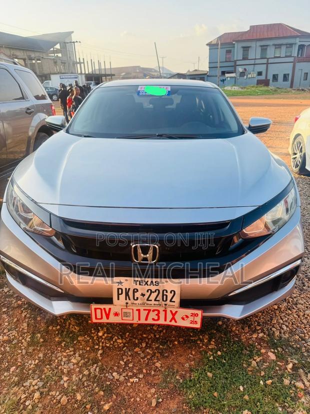 Honda Civic EX Sedan 2019 Silver