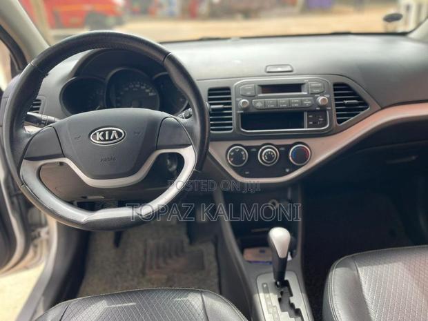 Kia Morning 2012 Off white