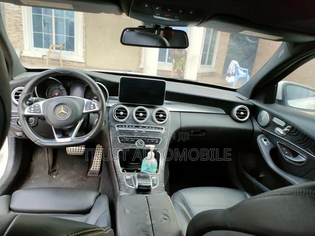 Mercedes-Benz C300 Base 4Matic Sedan AWD (2.0L 4cyl 7A) 2016 White