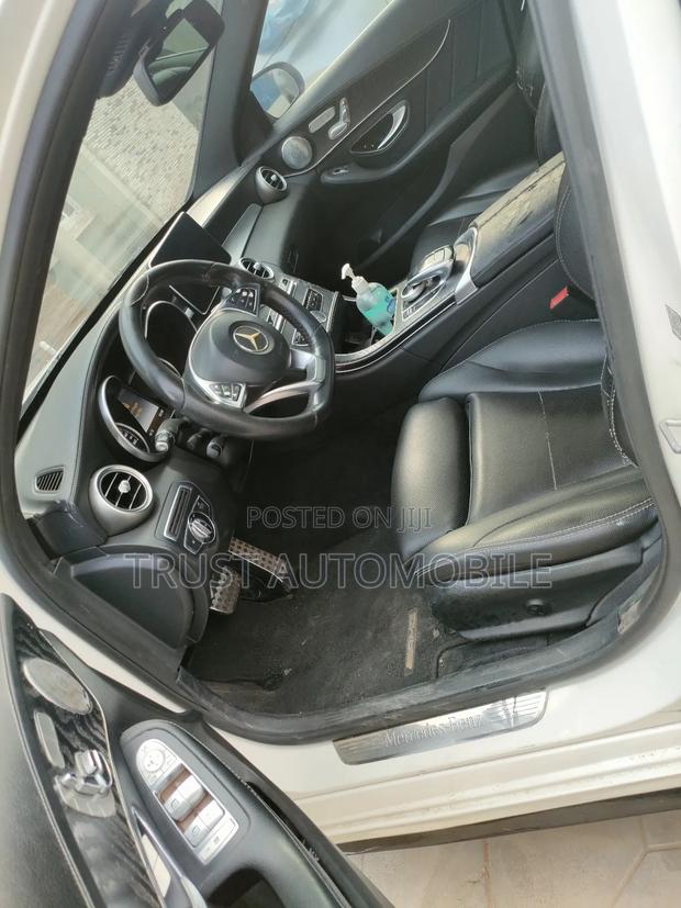 Mercedes-Benz C300 Base 4Matic Sedan AWD (2.0L 4cyl 7A) 2016 White