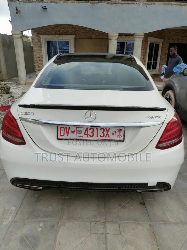 Mercedes-Benz C300 Base 4Matic Sedan AWD (2.0L 4cyl 7A) 2016 White