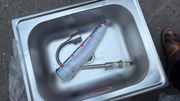 Single Sink - Armless Small Sink