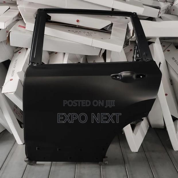 2017-2022 Honda Crv Car Door photo 3
