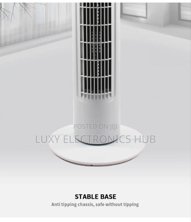 19" Bladeless Oscillating Tower Fan photo 2