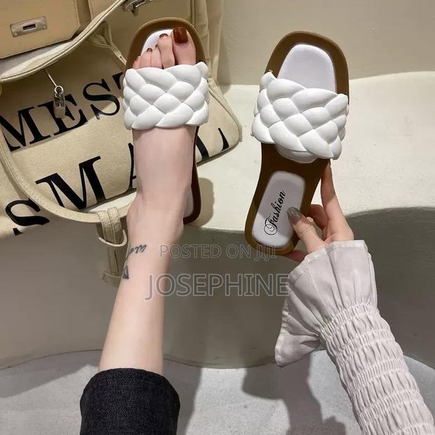 Summer Ladies Slippers photo 2