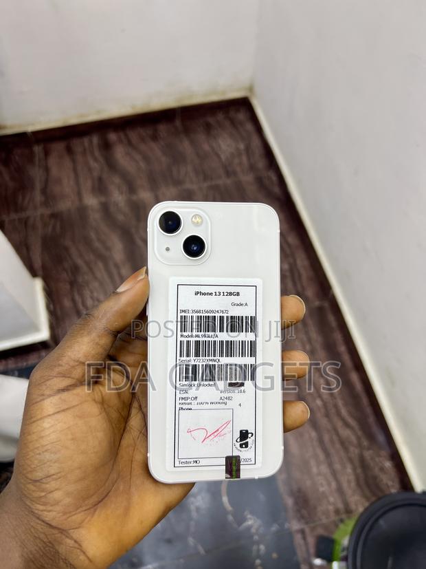 Apple iPhone 13 128 GB White