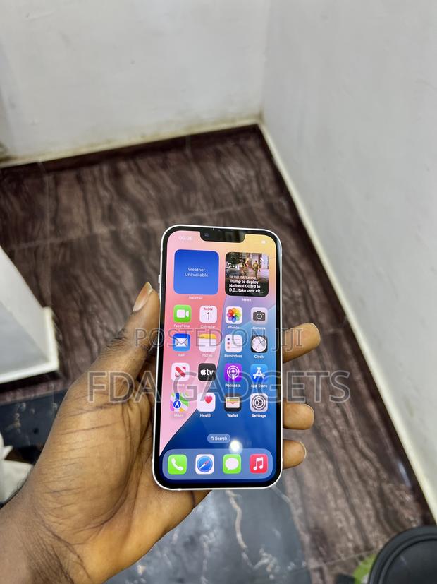 Apple iPhone 13 128 GB White photo 2