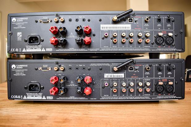 Cambridge Audio Integrated Stereo Amplifier Cxa81 Mk Ii photo 2