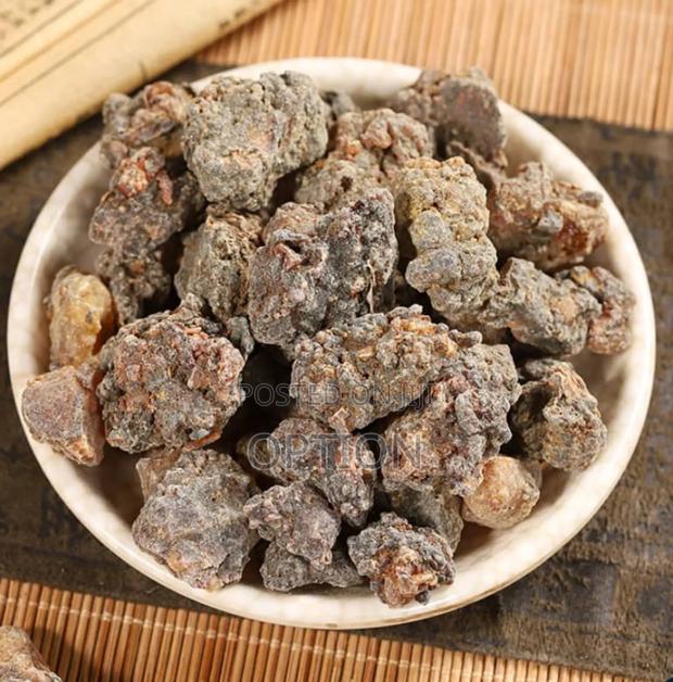Frankincense and Myrrh · Photo 4