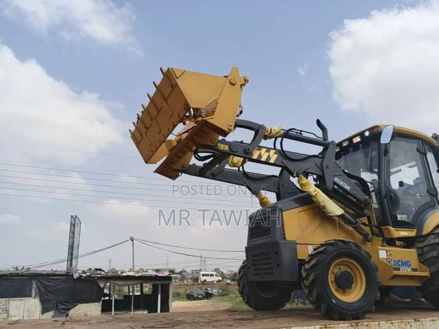 XCMG Backhoe · Photo 2