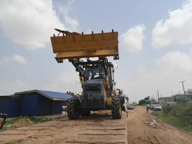 XCMG Backhoe · Photo 3