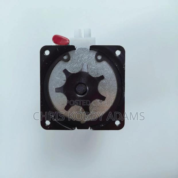 Heavy Duty Egg Turner Motor 18w · Photo 3
