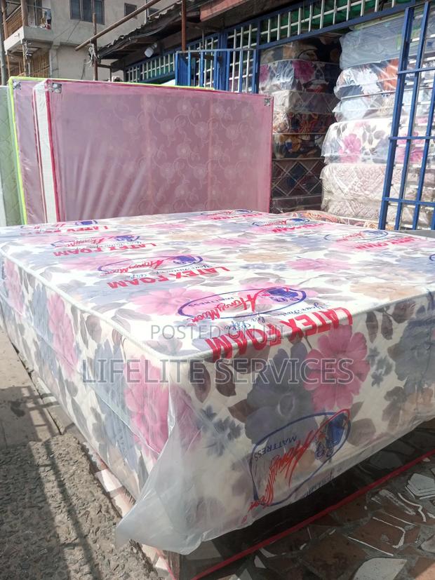 Mattress 20" 4 King Size Bed (You Need No Frame) · Photo 2