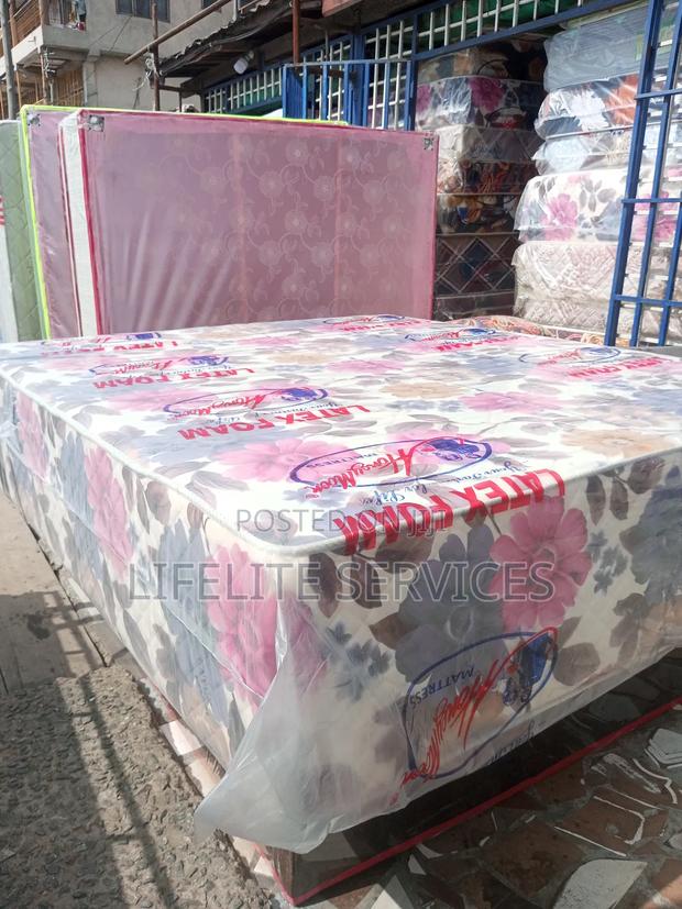 King Size Mattress \ 20" Thick Latex Foam