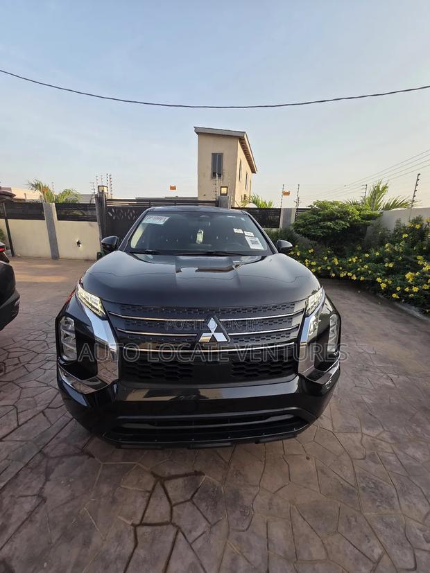 Mitsubishi Outlander SE 2022 Black