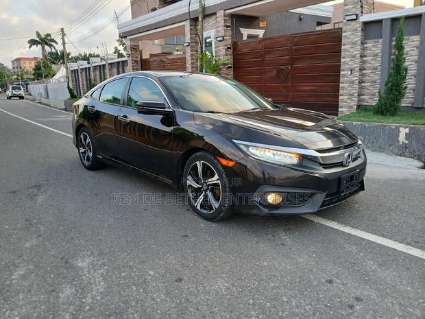 Honda Civic Touring 4dr Sedan (1.5L 4cyl) 2016 Black photo 6