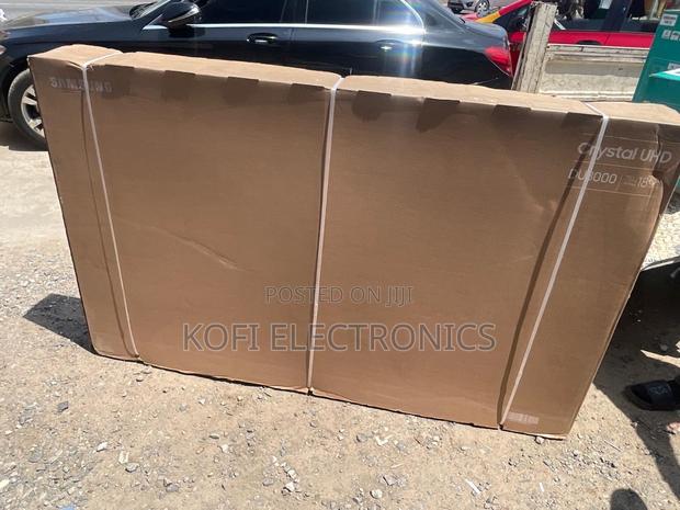 Samsung 75” Crystal Titan Du8000 Visual Power on Another Level · Photo 4