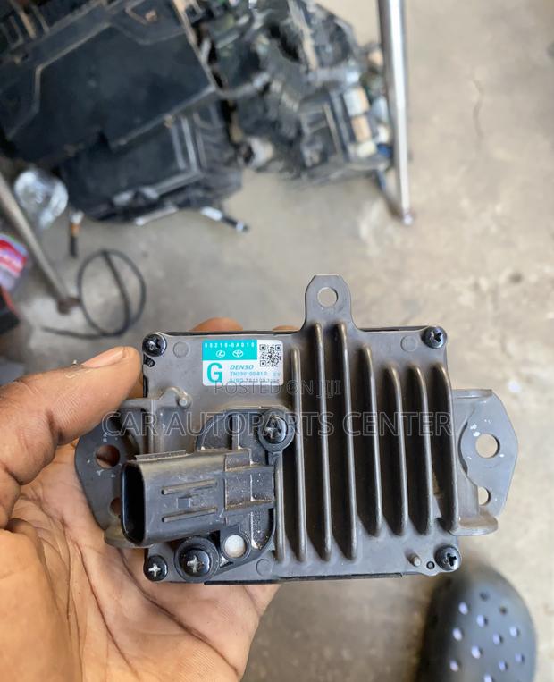Toyota Highlander/Camry /Avalon 2020 -2024 Front Radar photo 3