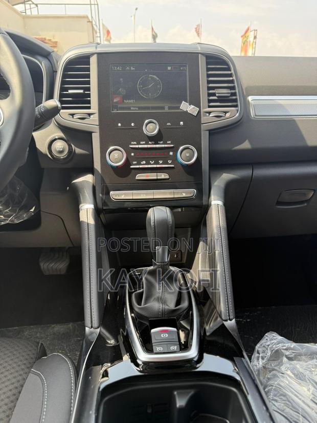 New Renault Koleos 2022 Brown