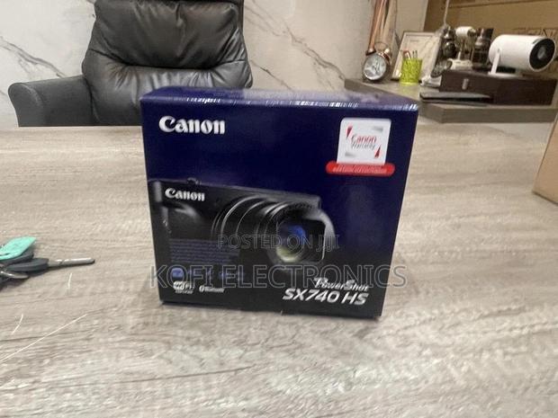 Canon Sx740 Hs The Pocket Classic Of Timeless Travel · Photo 2