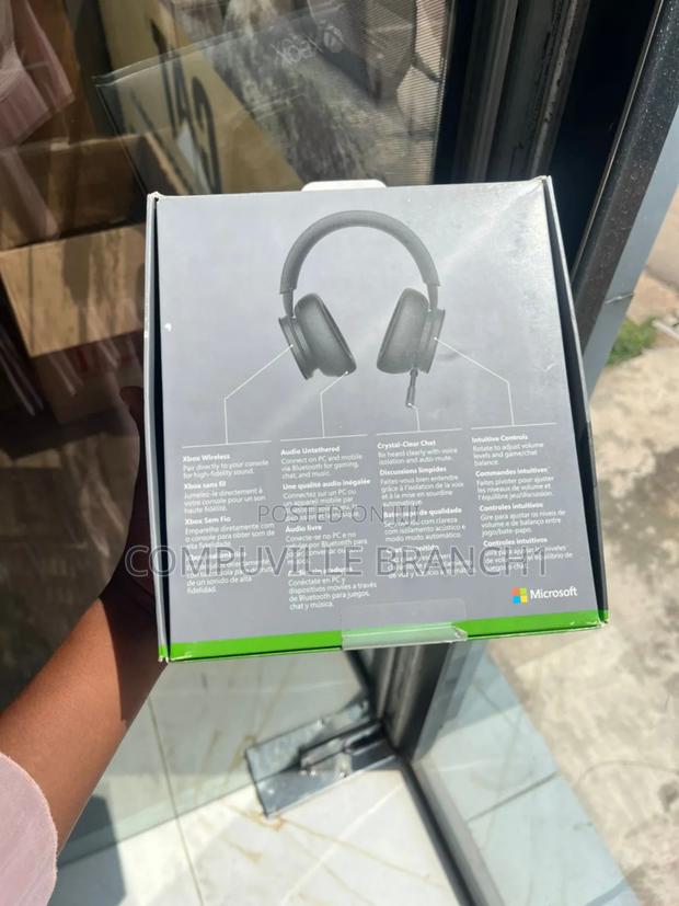 Xbox Wireless Headset photo 2
