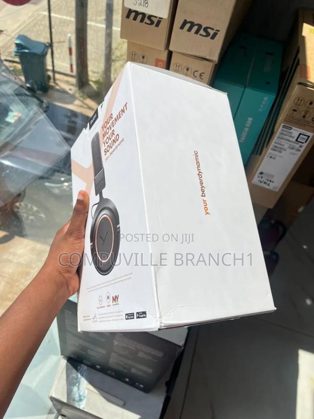 Beyerdynamic Amiron Wireless Copper Headphone photo 3
