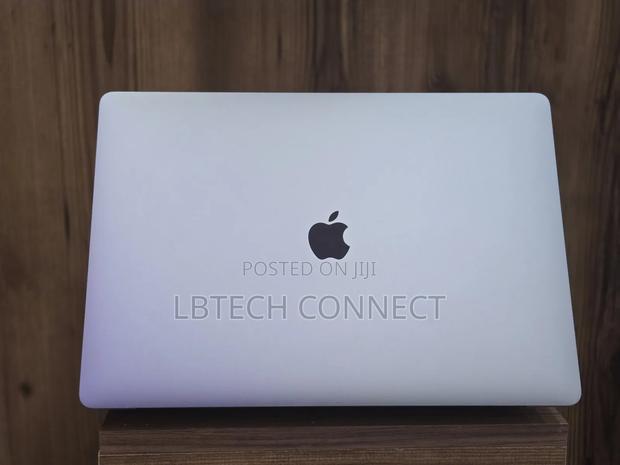 Laptop Apple MacBook Pro 2020 M1 8GB Apple M1 SSD 512GB