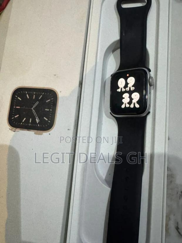 Series Watch Se 40 Mm photo 2