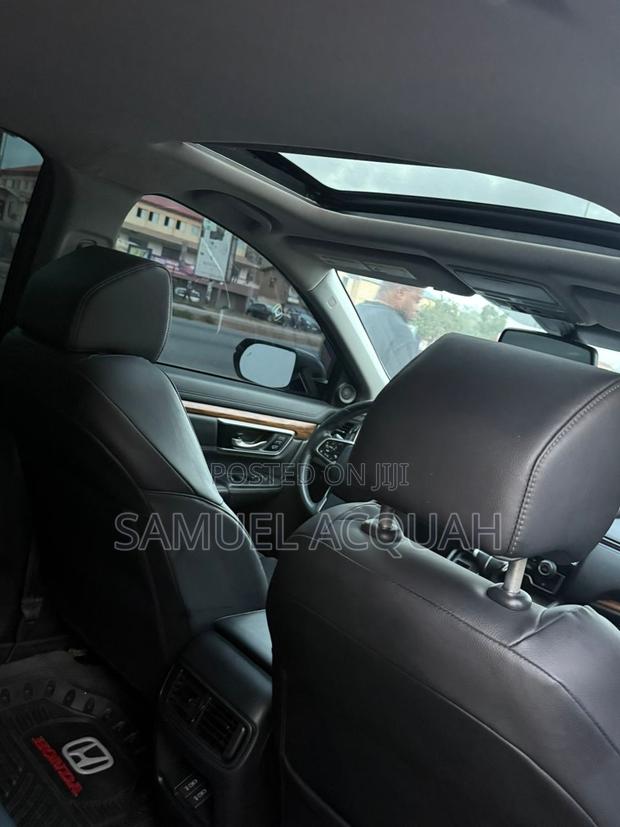 Honda CR-V EX-L AWD 2020 Black photo 4