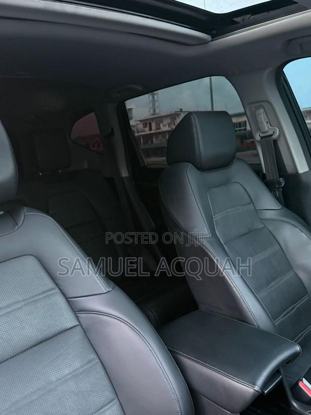 Honda CR-V EX-L AWD 2020 Black photo 5