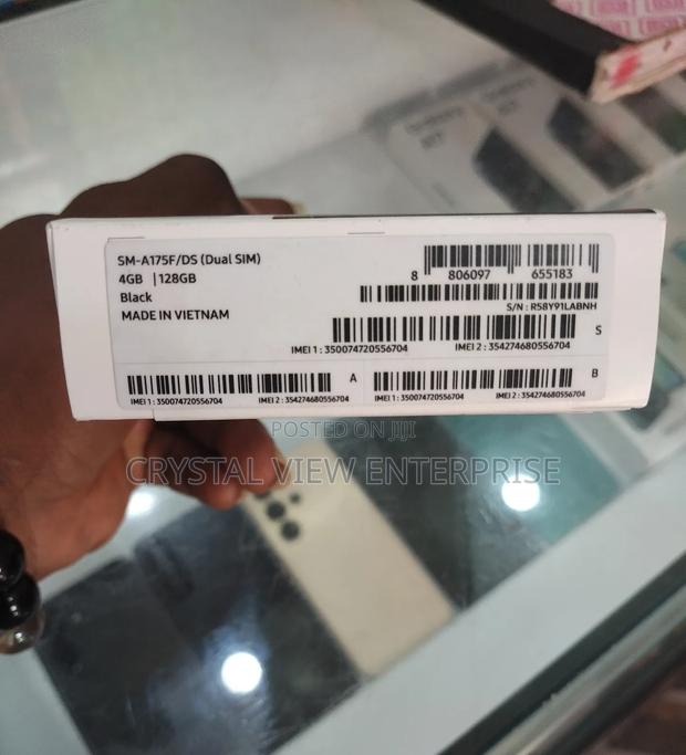 New Samsung Galaxy A17 128 GB Black