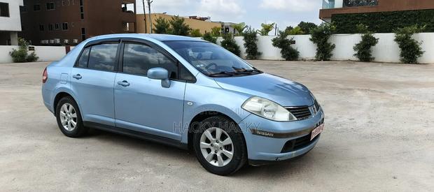 Nissan Tiida 2013 Blue