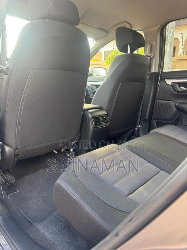 Honda CR-V LX 2021 Gray