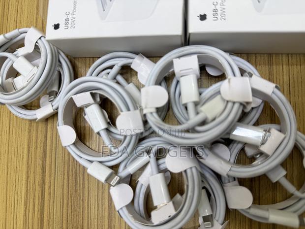 Original Type C Charger photo 3