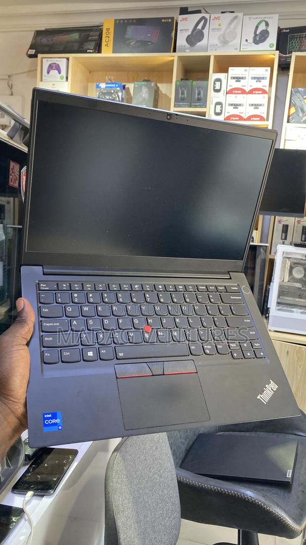 Laptop Lenovo ThinkPad E14 Gen 2 16GB Intel Core I5 SSD 256GB · Photo 4