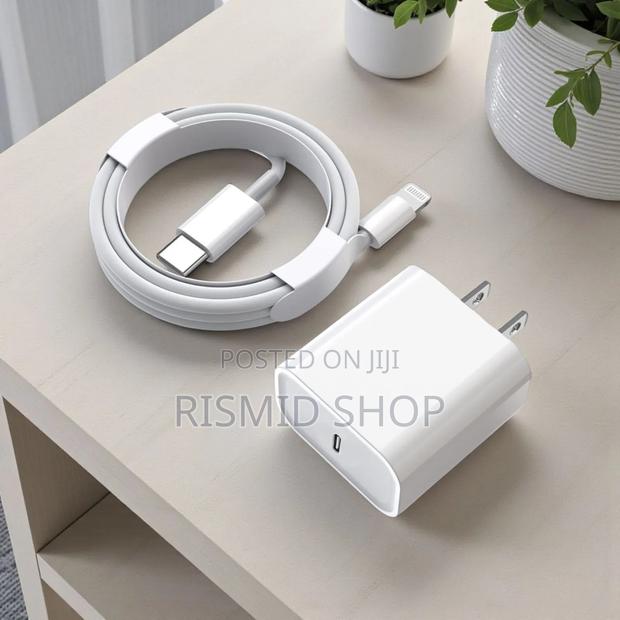 iPhone 14 Pro Max Charger (525256) photo 2