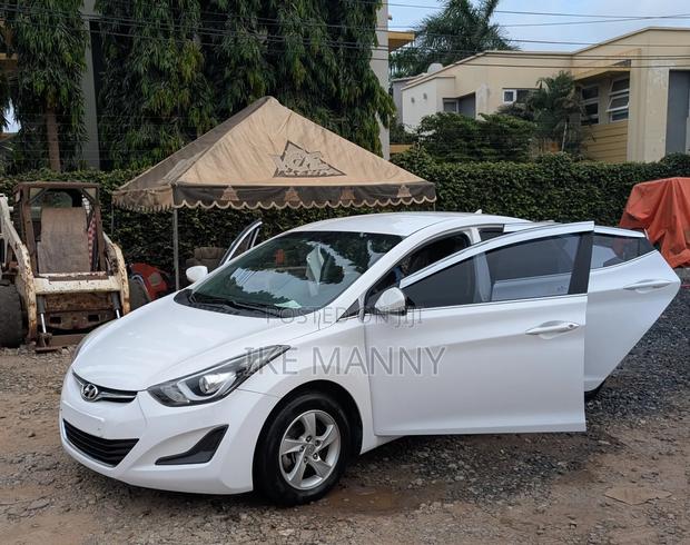 Hyundai Avante 2014 White photo 3