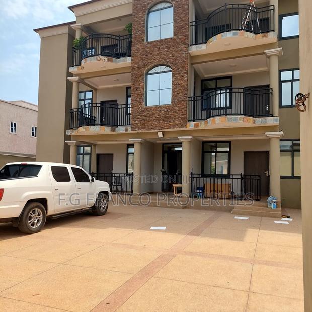 Furnished 2bdrm Apartment in Kg.Franco Properties, Sakumono for rent · Photo 2