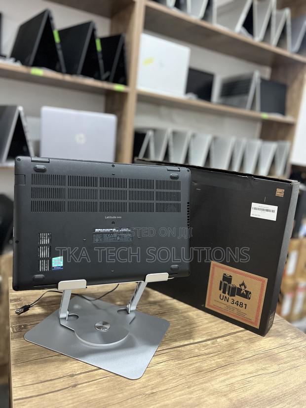 New Laptop Dell Latitude 5400 8GB Intel Core i5 SSD 256GB photo 5
