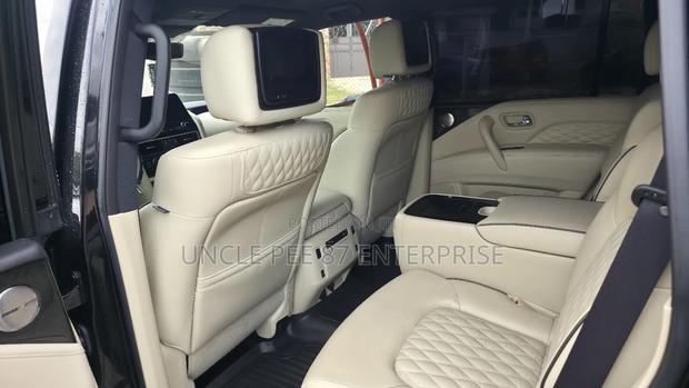 Infiniti QX80 PREMIUM SELECT 2022 Black photo 7